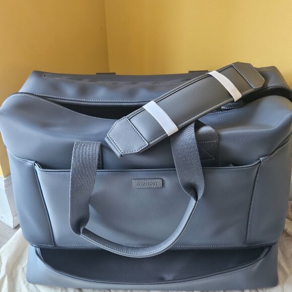 Roomy MONOS Metro Weekender Travel Tote in Dover Grey - Picture 5 of 5